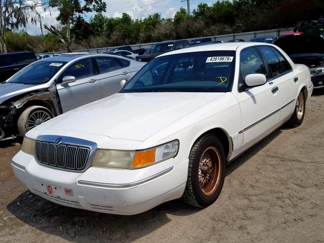 2MEFM75WXWX648166 - 1998 MERCURY GRAND MARQ WHITE photo 2