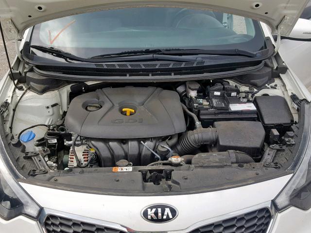 KNAFX4A85G5505415 - 2016 KIA FORTE EX WHITE photo 7