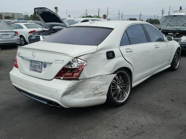 WDDNG71XX8A194523 - 2008 MERCEDES-BENZ S 550 WHITE photo 4