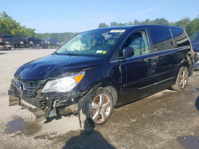 2V4RW3D13AR325068 - 2010 VOLKSWAGEN ROUTAN SE BLUE photo 2