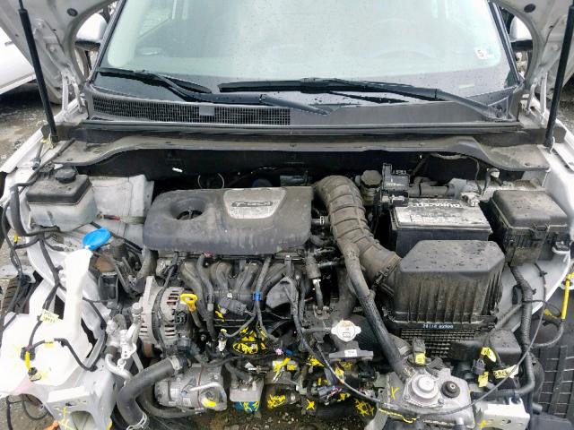 KNDJX3AA5H7481388 - 2017 KIA SOUL ! Gümüş foto 7