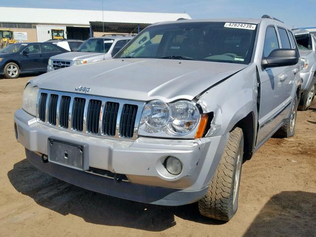 1J8HR58215C732275 - 2005 JEEP GRAND CHER SILVER photo 2