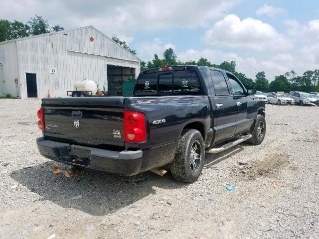 1D7HW48N98S626547 - 2008 DODGE DAKOTA QUA BLACK photo 4