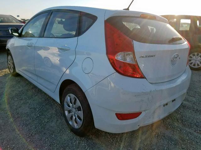 KMHCT5AE1GU268243 - 2016 HYUNDAI ACCENT SE WHITE photo 3