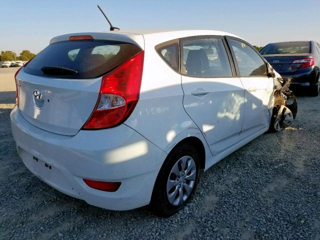 KMHCT5AE1GU268243 - 2016 HYUNDAI ACCENT SE WHITE photo 4