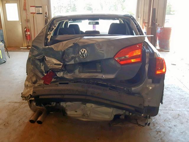 3VW2K7AJ1EM254000 - 2014 VOLKSWAGEN JETTA BASE GRAY photo 9