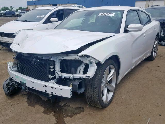 2C3CDXHG6JH272310 - 2018 DODGE CHARGER SX WHITE photo 2