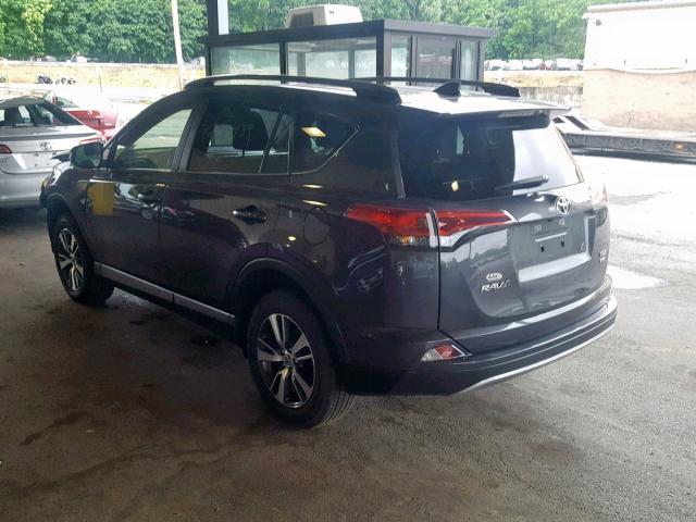 JTMRFREVXJJ211264 - 2018 TOYOTA RAV4 ADVEN GRAY photo 3