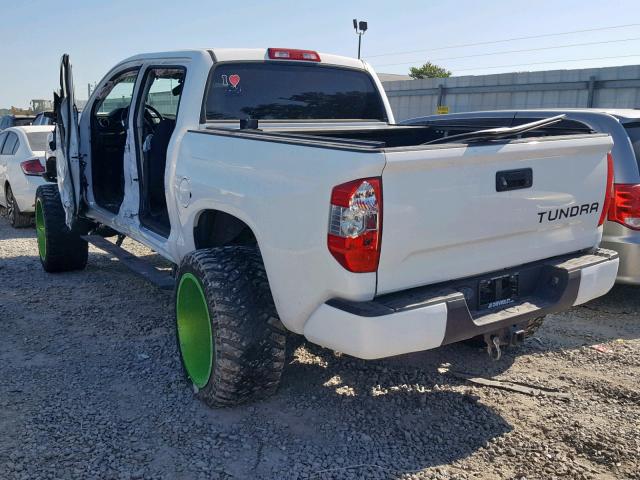 5TFDW5F13HX621829 - 2017 TOYOTA TUNDRA CRE WHITE photo 3