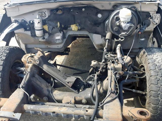 2GCEC13TX51148581 - 2005 CHEVROLET SILVERADO GRAY photo 7