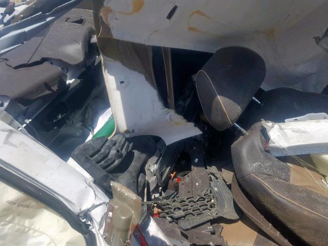 1G1ZE5EUXBF288975 - 2011 CHEVROLET MALIBU LTZ 白色 照片 6