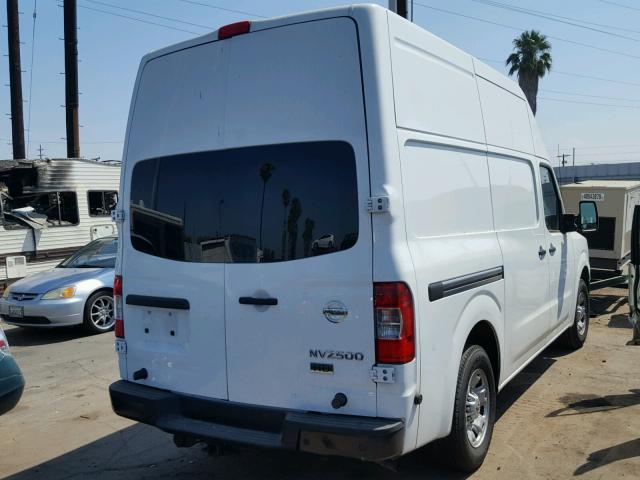 1N6AF0LYXEN105558 - 2014 NISSAN NV 2500 WHITE photo 4