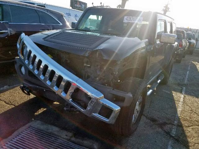 5GTDN136168285268 - 2006 HUMMER H3 BLACK photo 2