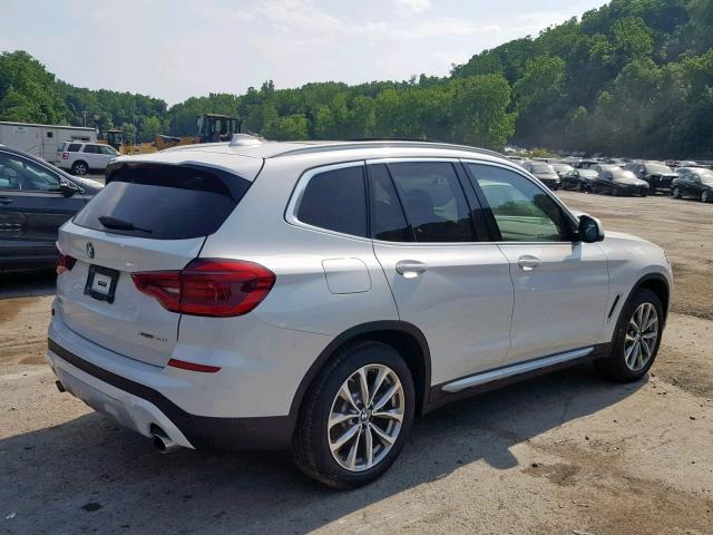 5UXTR9C59KLE15531 - 2019 BMW X3 XDRIVE3 WHITE photo 4