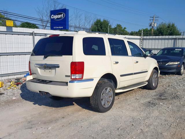 1A8HW58238F106125 - 2008 CHRYSLER ASPEN LIMI WHITE photo 4