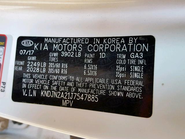 KNDJN2A21J7547885 - 2018 KIA SOUL WHITE photo 10