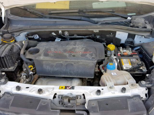 ZFBERFAT2F6A82574 - 2015 RAM PROMASTER 白色 照片 7