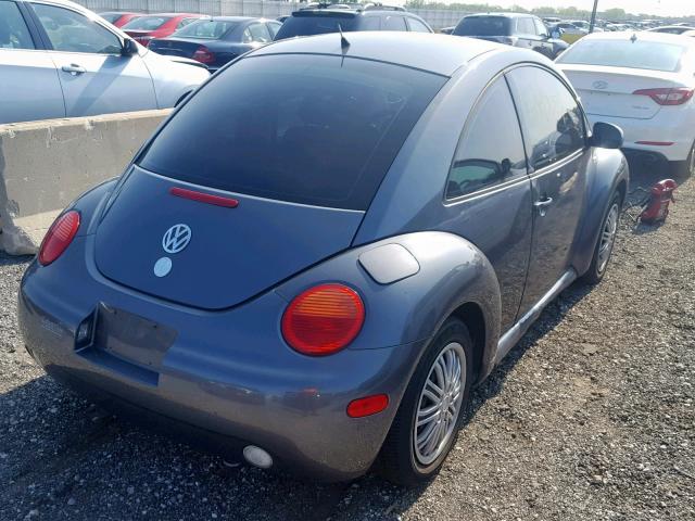 3VWCB21C62M439406 - 2002 VOLKSWAGEN NEW BEETLE ნაცრისფერი ფოტო 4