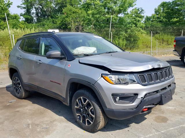 3C4NJDDB2KT722467 - 2019 JEEP COMPASS TR SILVER photo 1