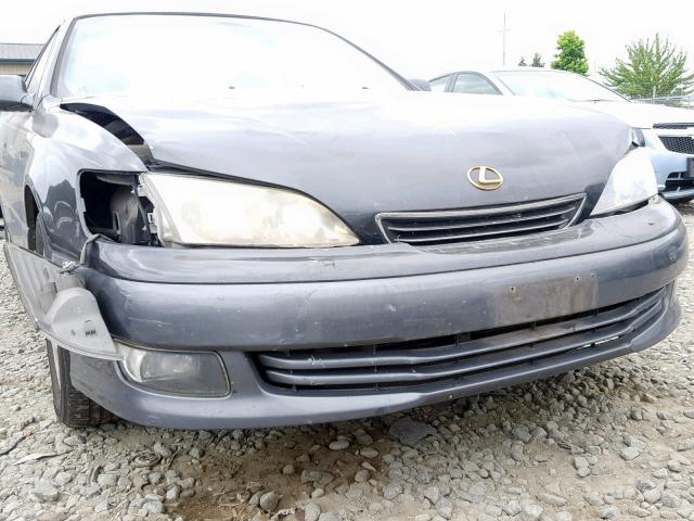 JT8BF28G7Y5078132 - 2000 LEXUS ES 300 GRAY photo 9