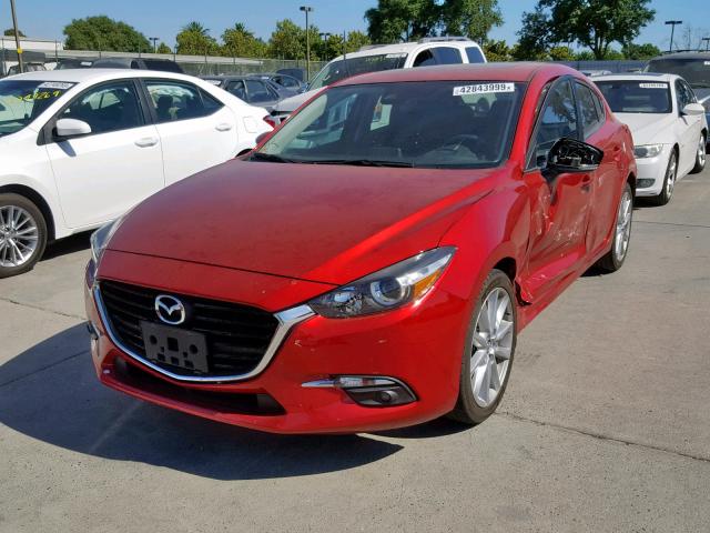 JM1BN1M38H1124186 - 2017 MAZDA 3 GRAND TO RED photo 2