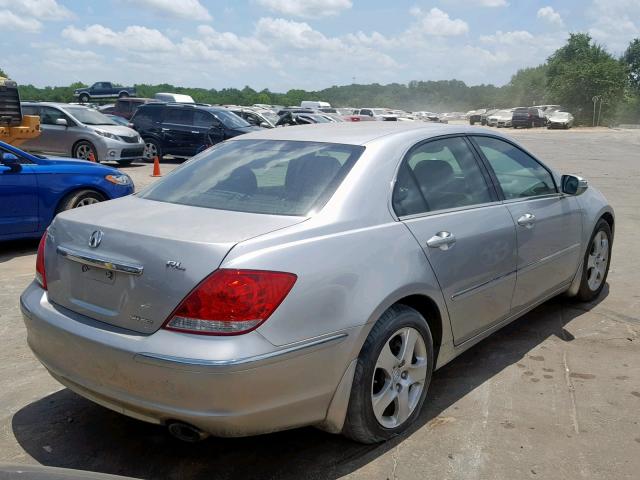 JH4KB16698C003220 - 2008 ACURA RL SILVER photo 4