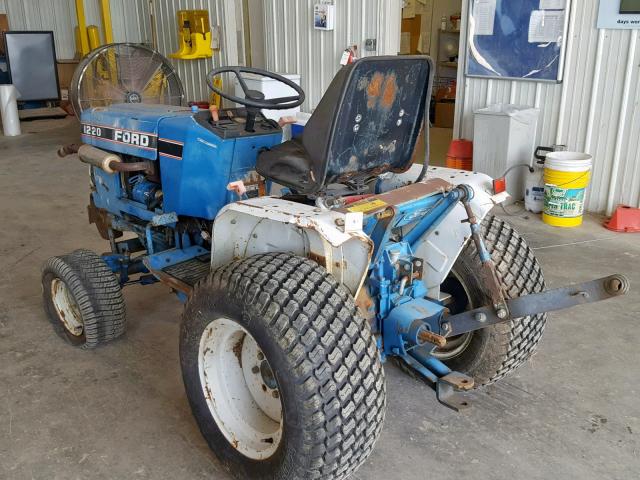 UC24510 - 1991 FORD TRACTOR BLUE photo 3