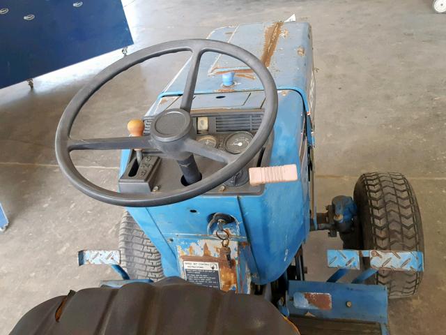 UC24510 - 1991 FORD TRACTOR BLUE photo 5