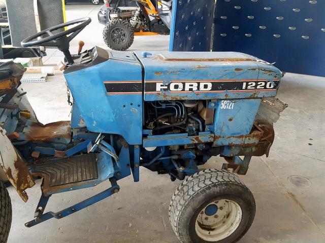 UC24510 - 1991 FORD TRACTOR BLUE photo 9