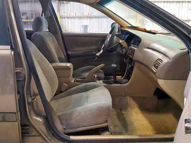 1N4DL01D01C113303 - 2001 NISSAN ALTIMA XE BROWN photo 5