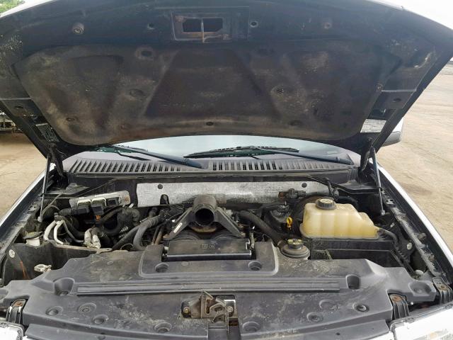 5LMFU28547LJ13381 - 2007 LINCOLN NAVIGATOR შავი ფოტო 7