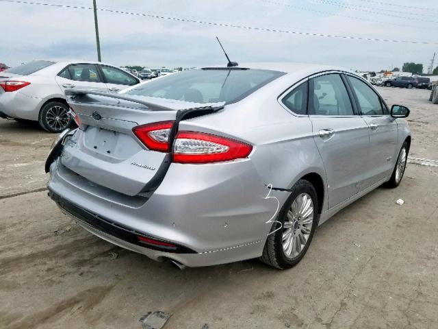 3FA6P0SU4DR285660 - 2013 FORD FUSION TIT SILVER photo 4