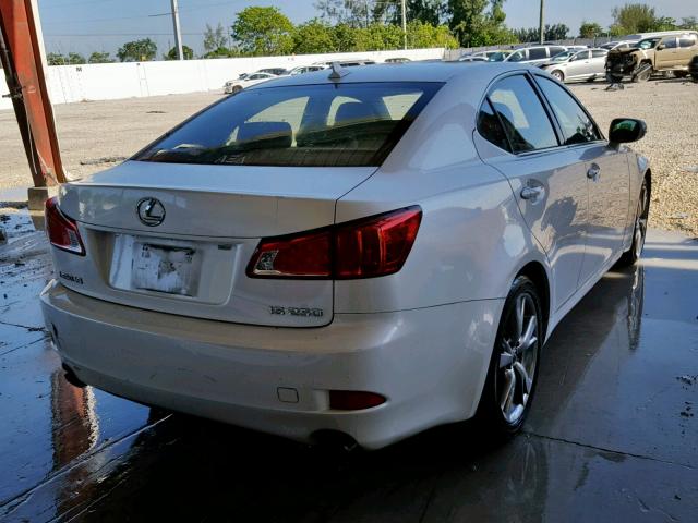 JTHBK262092083419 - 2009 LEXUS IS 250 WHITE photo 4