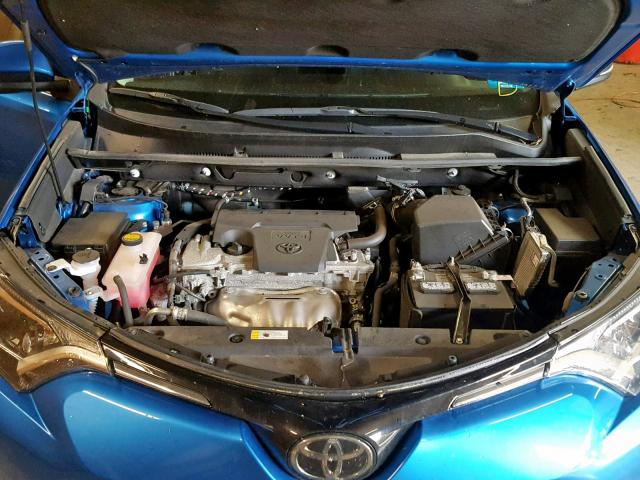 2T3RFREV0JW704730 - 2018 TOYOTA RAV4 ADVEN BLUE photo 7