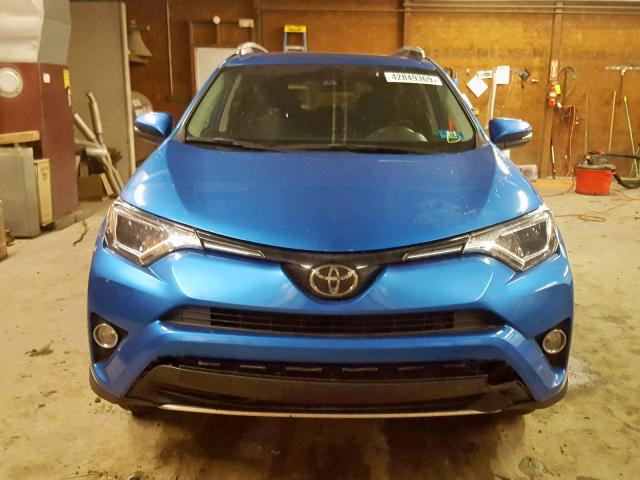 2T3RFREV0JW704730 - 2018 TOYOTA RAV4 ADVEN BLUE photo 9