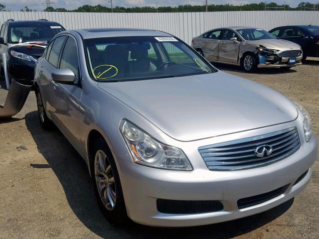 JNKCV61FX9M053295 - 2009 INFINITI G37 SILVER photo 1