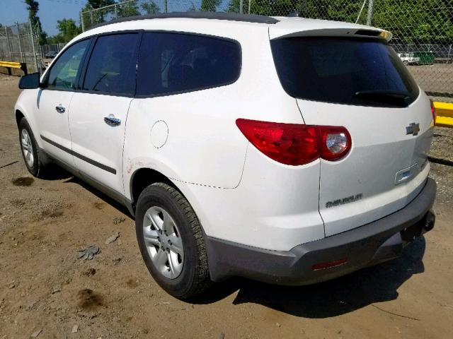 1GNLREED8AS111484 - 2010 CHEVROLET TRAVERSE L WHITE photo 3
