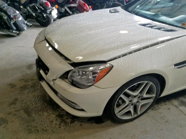 WDDPK4HA7CF043822 - 2012 MERCEDES-BENZ SLK 250 WHITE photo 9