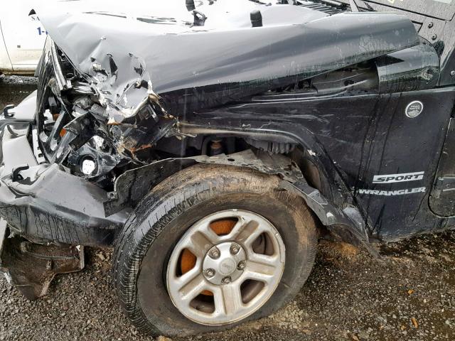 1C4AJWAG2DL666832 - 2013 JEEP WRANGLER S შავი ფოტო 10