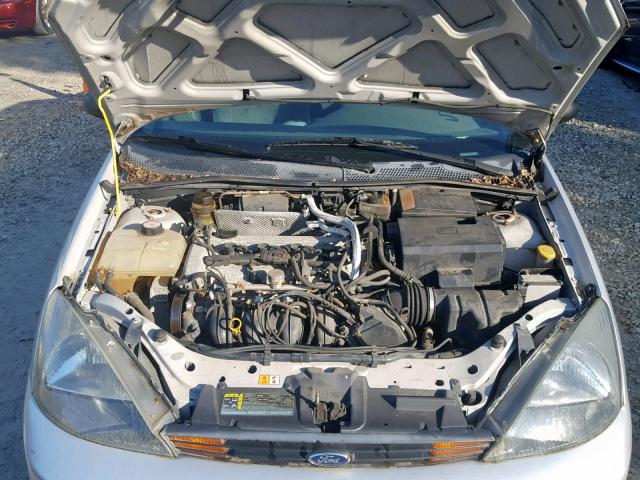 1FAFP38Z64W178031 - 2004 FORD FOCUS ZTS SILVER photo 7