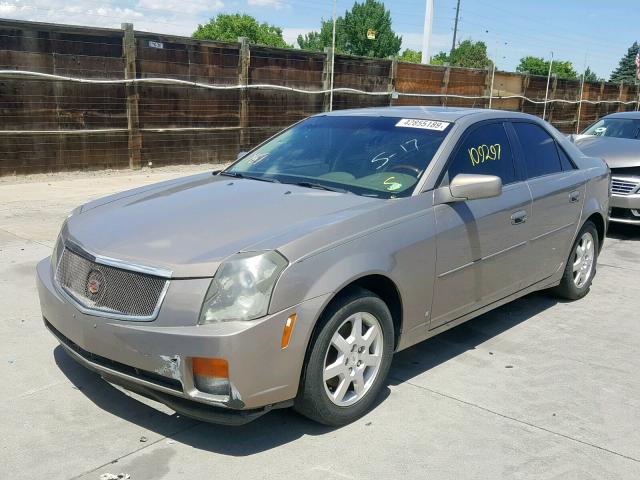 1G6DP577770112112 - 2007 CADILLAC CTS HI FEA BEIGE photo 2