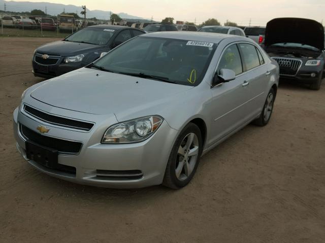 1G1ZC5EU8CF254816 - 2012 CHEVROLET MALIBU 1LT SILVER photo 2