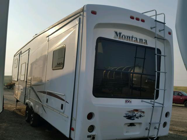 4YDF37526D4700685 - 2013 KEYSTONE MONTANA WHITE photo 3