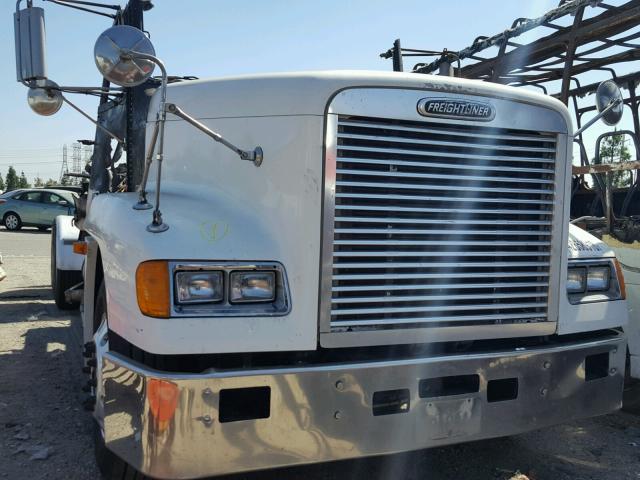 1FUYDZYB5XDB58513 - 1999 FREIGHTLINER CONVENTION WHITE photo 1