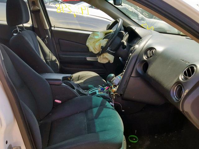 2G2WP552161139391 - 2006 PONTIAC GRAND PRIX WHITE photo 5