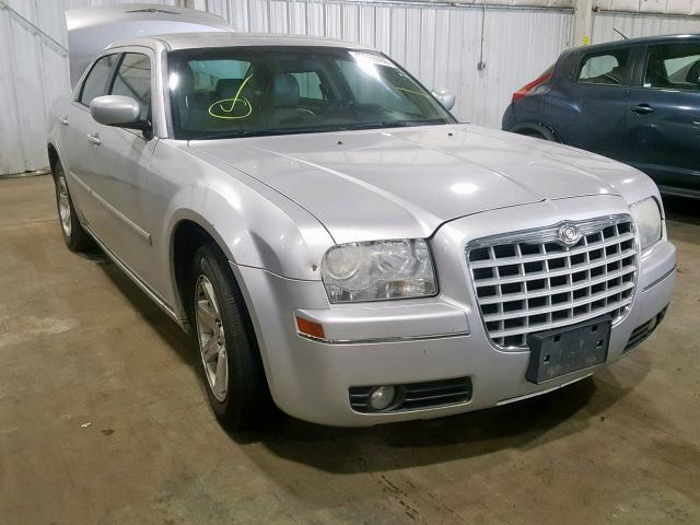 2C3KA53G17H835353 - 2007 CHRYSLER 300 TOURIN SILVER photo 1