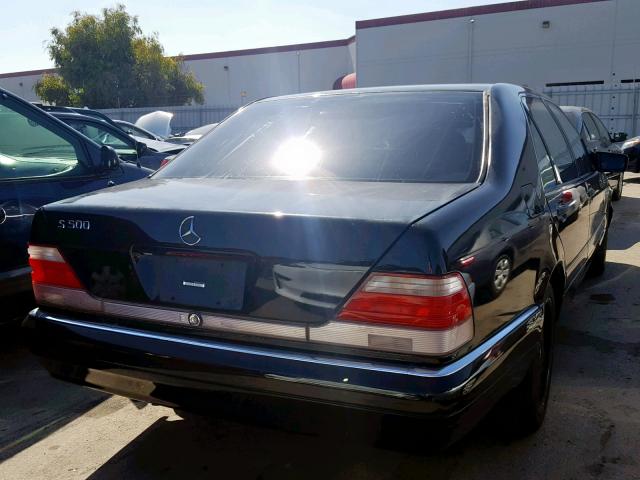 WDBGA51G3XA419936 - 1999 MERCEDES-BENZ S 500 BLACK photo 4