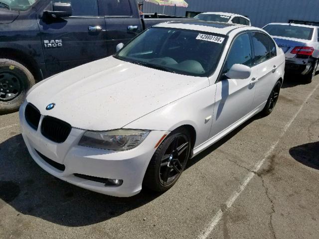 WBAPH5G5XBNM84056 - 2011 BMW 328 I SULE WHITE photo 2