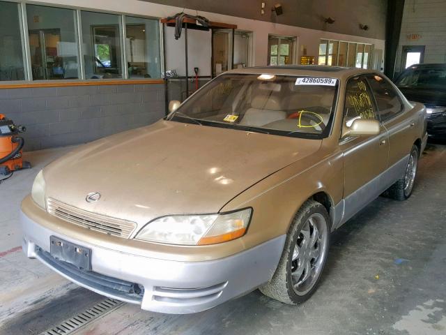 JT8GK13T8R0030752 - 1994 LEXUS ES 300 GOLD photo 2