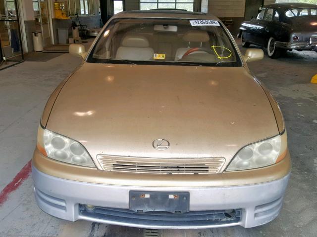 JT8GK13T8R0030752 - 1994 LEXUS ES 300 GOLD photo 9